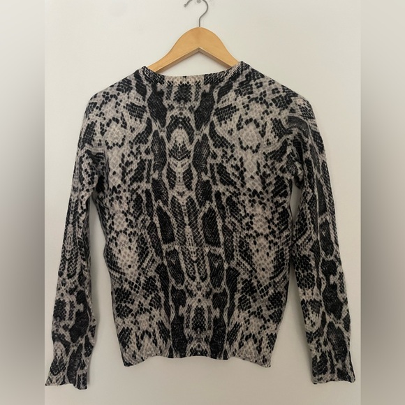 Equipment 100% Cashmere Snakeskin Print Sweater – Size Small - Picture 3 of 9